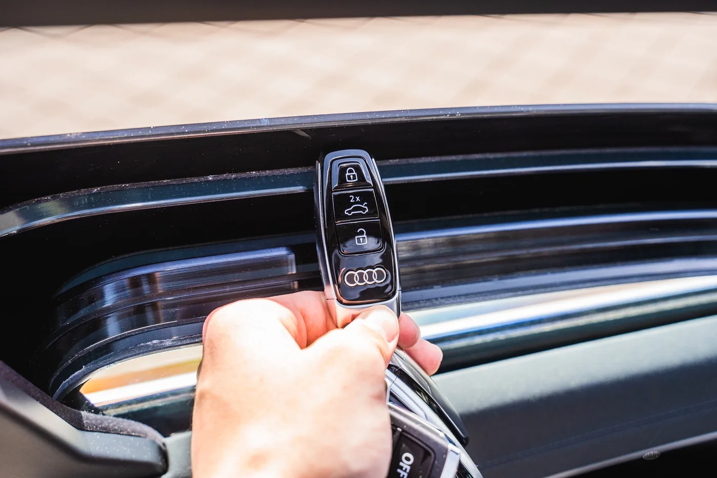 2025 Audi A8 L, Security VR9 angeboten von einem Fachhändler in Hechingen, Deutschland, Foto 8 von 25