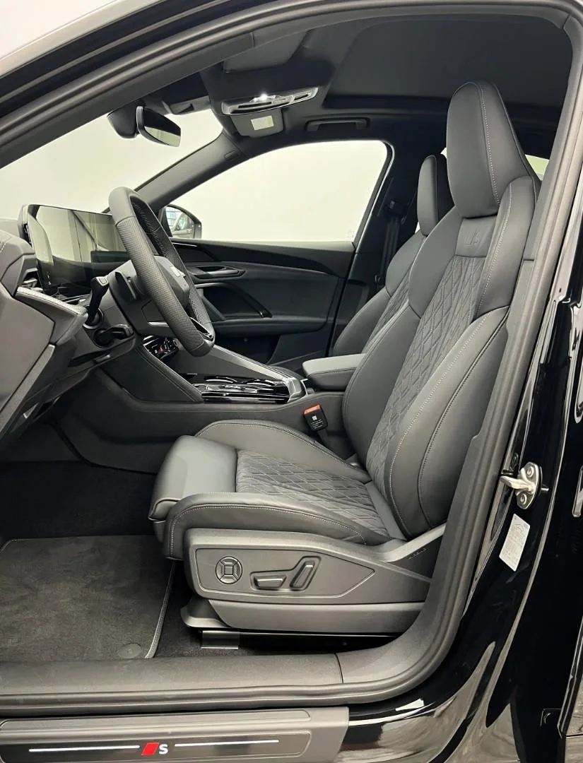 2025 Audi Q5 Sportback S line, 20/30
