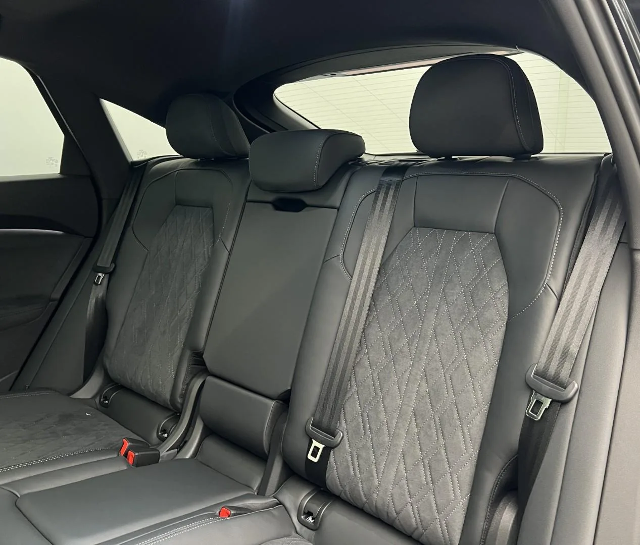 2025 Audi Q5 Sportback S line, 24/30