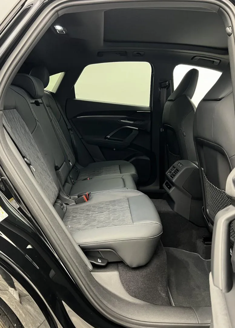 2025 Audi Q5 Sportback S line, 25/30