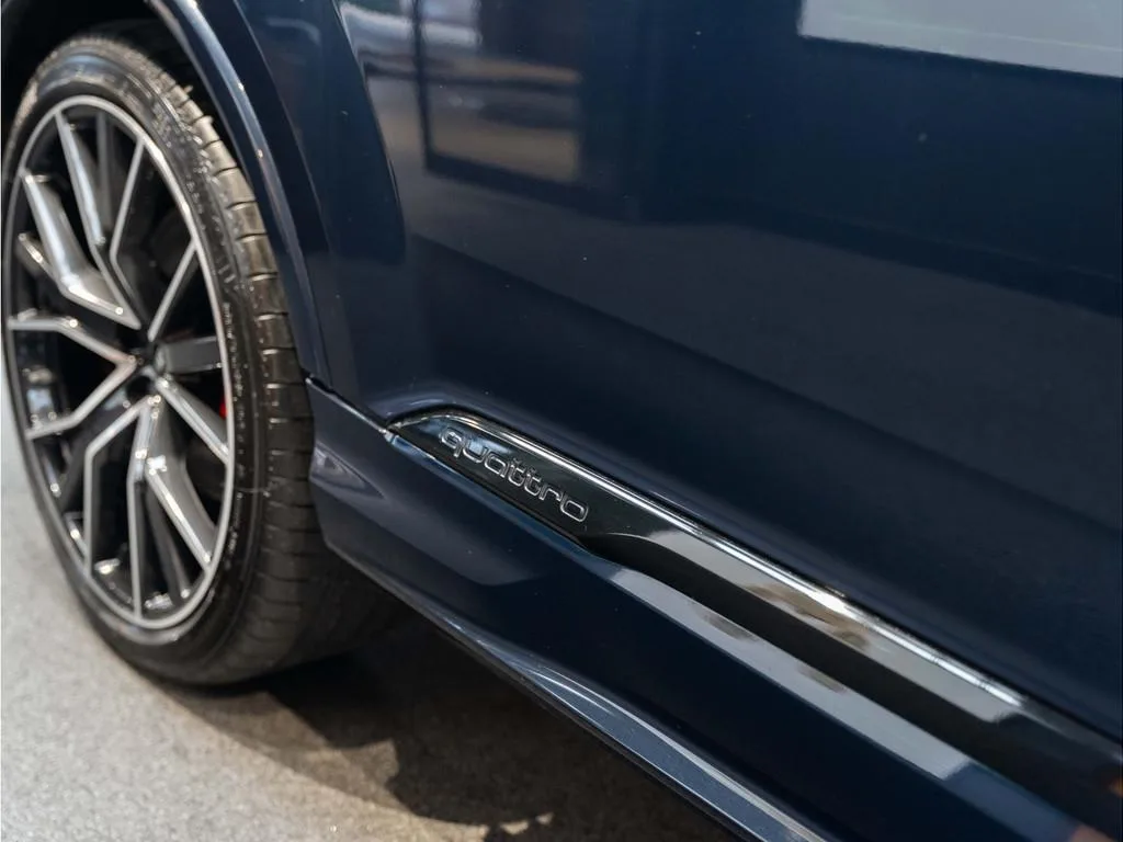 2025 Audi Q7 60 TFSI e quattro Competition, 15/30