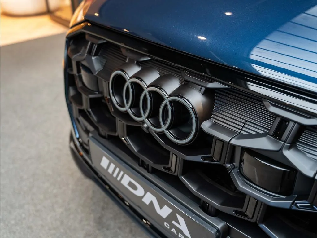 2025 Audi Q7 60 TFSI e quattro Competition, 16/30
