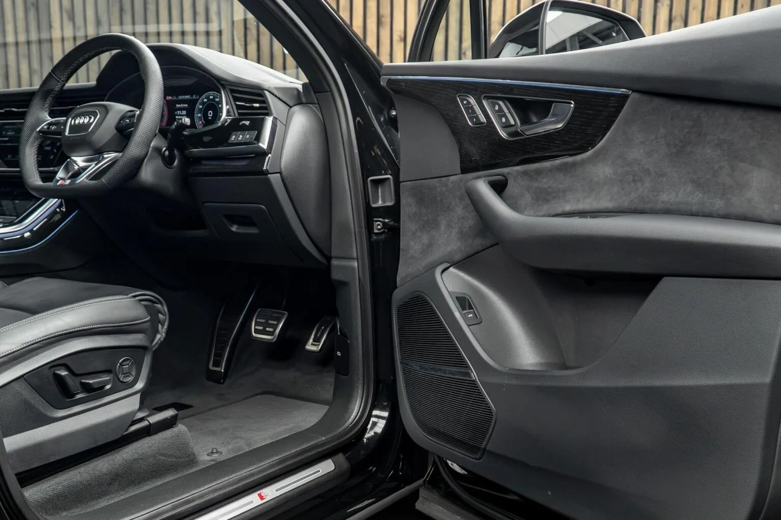 2025 Audi Q7 Black Edition, 29/30