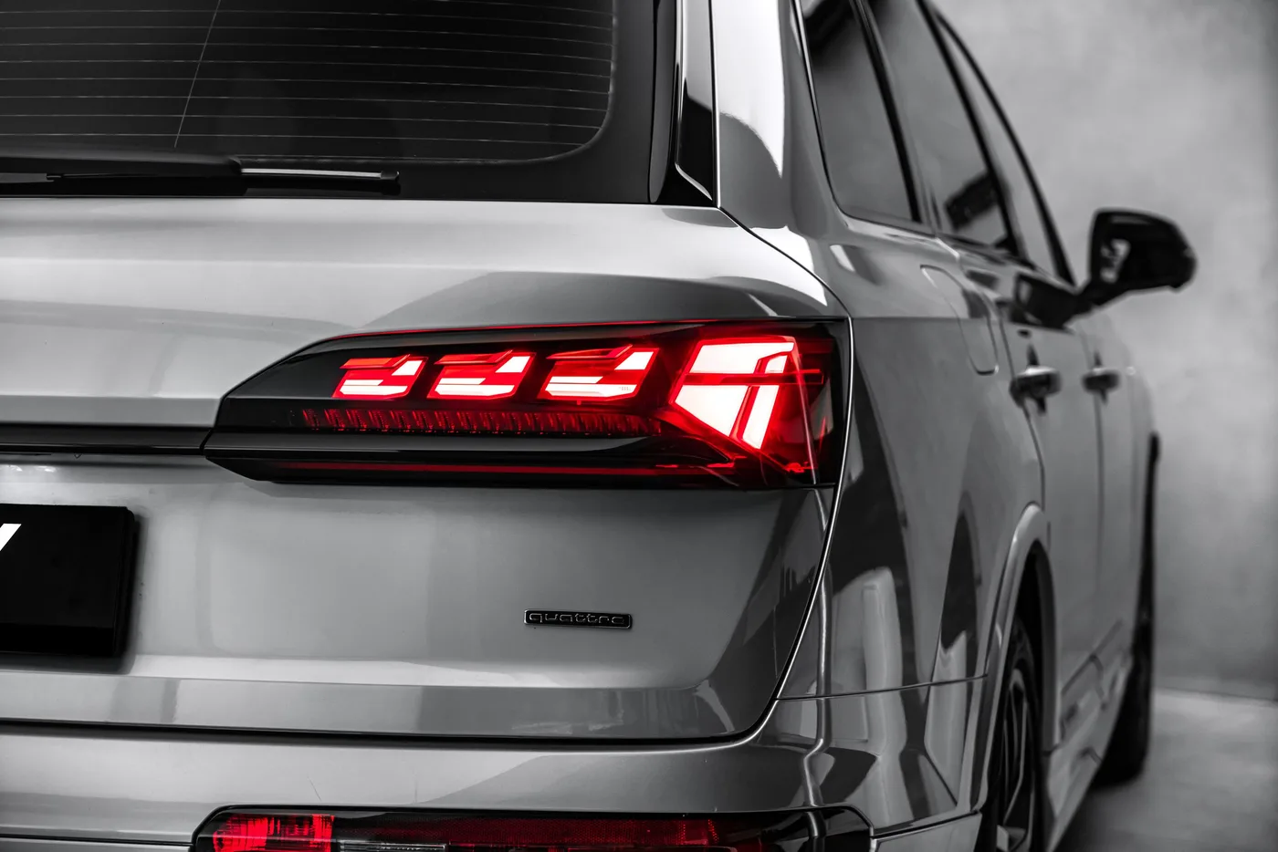 2025 Audi Q7 TFSI e, quattro, S line angeboten von einem Fachhändler in Ostrava, Tschechien, Foto 10 von 15