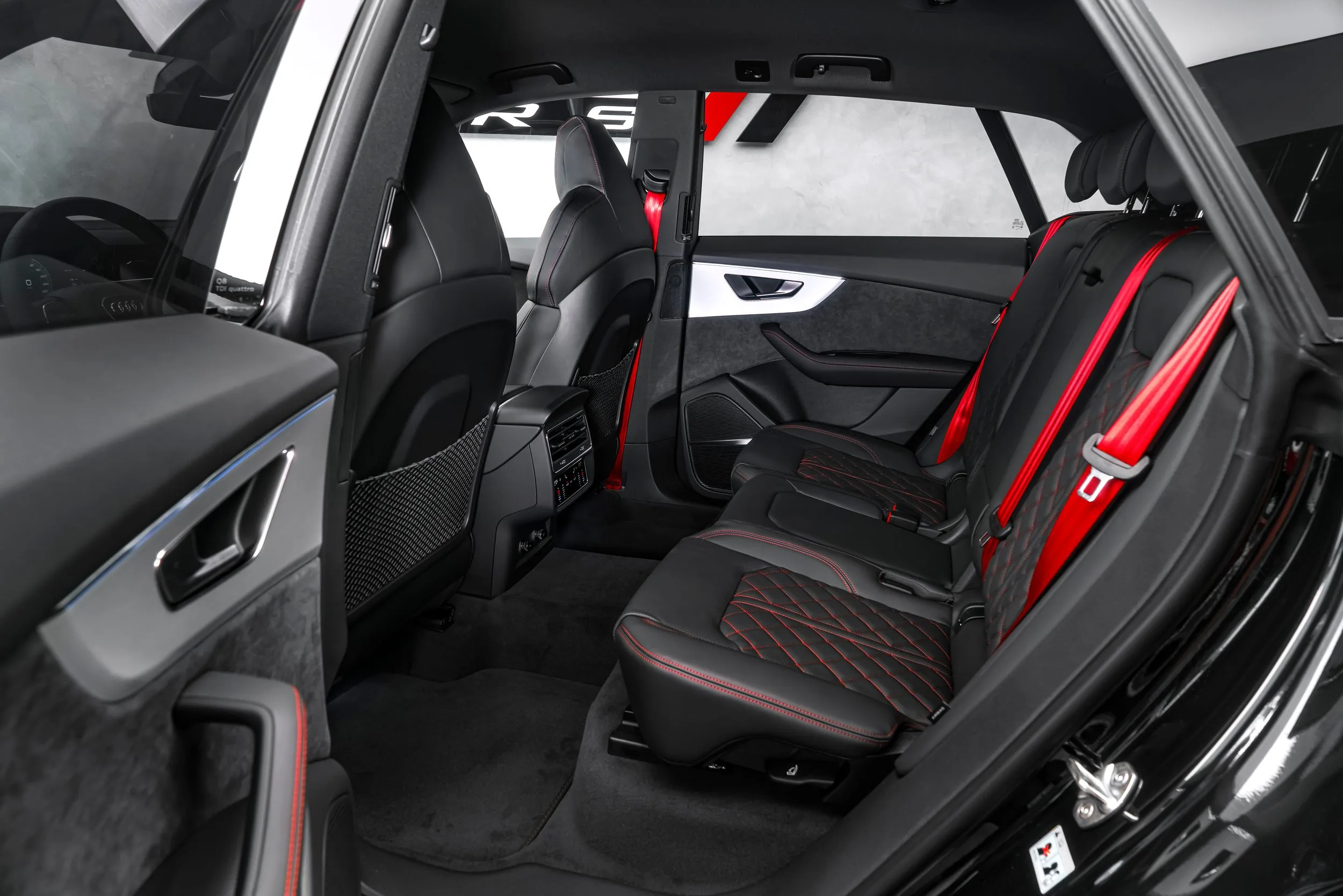 2025 Audi Q8 50 TDI, quattro, S line, 15/25