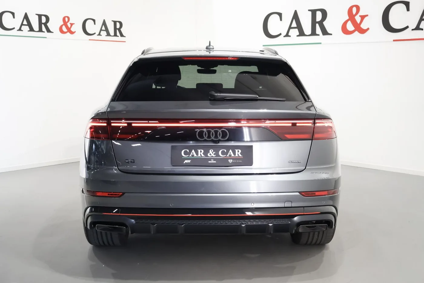 2025 Audi Q8 50 TDI, quattro, S line angeboten von einem Supersportwagenhändler in Zibido San Giacomo, Italien, Foto 4 von 25