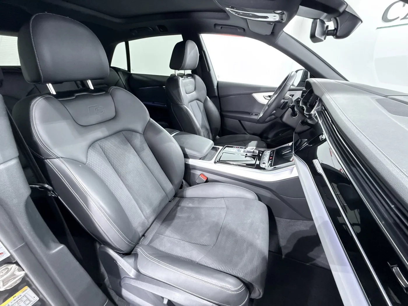 2025 Audi Q8 50 TDI, quattro, S line angeboten von einem Supersportwagenhändler in Zibido San Giacomo, Italien, Foto 25 von 25