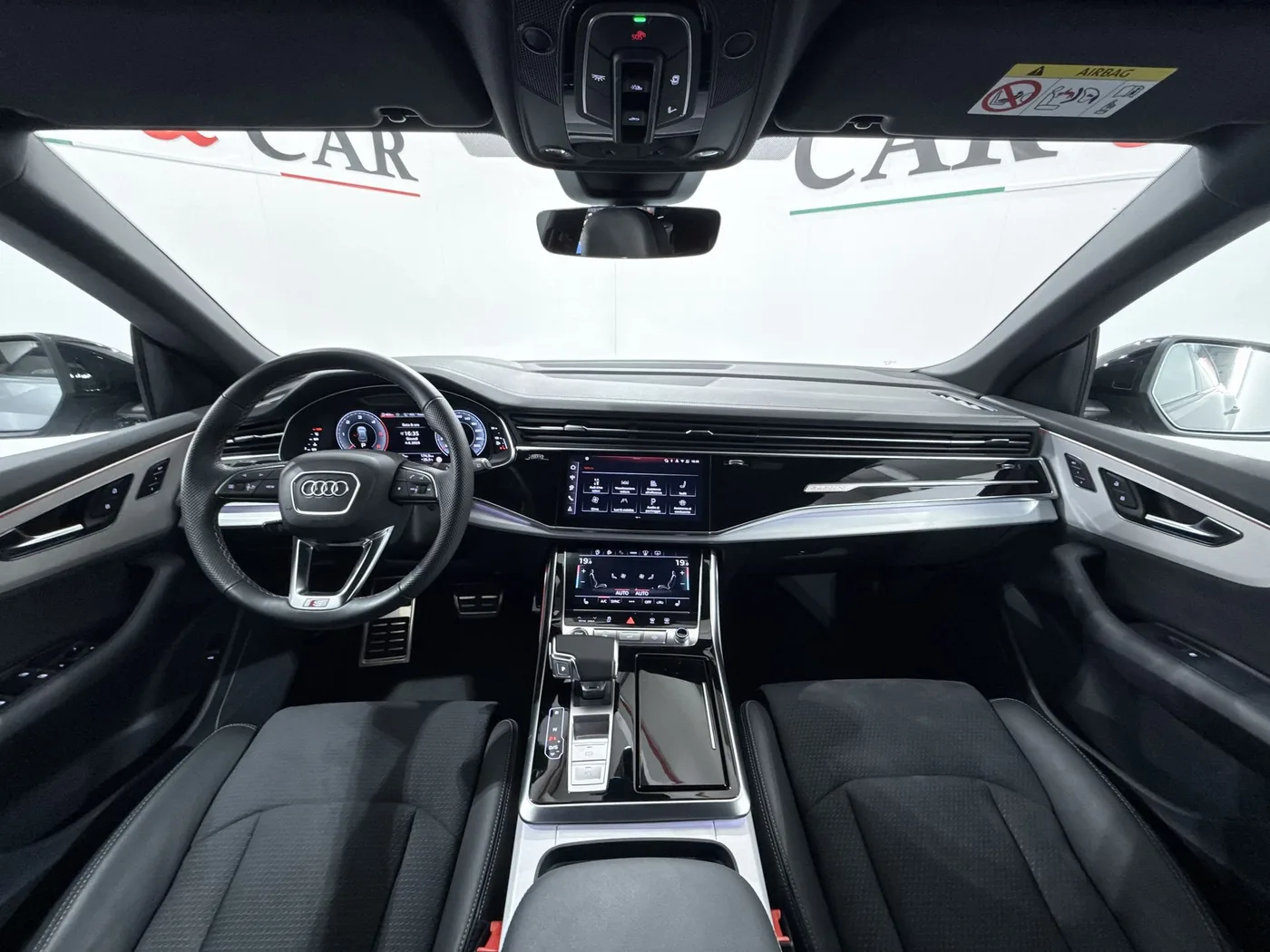2025 Audi Q8 50 TDI, quattro, S line angeboten von einem Supersportwagenhändler in Zibido San Giacomo, Italien, Foto 23 von 25
