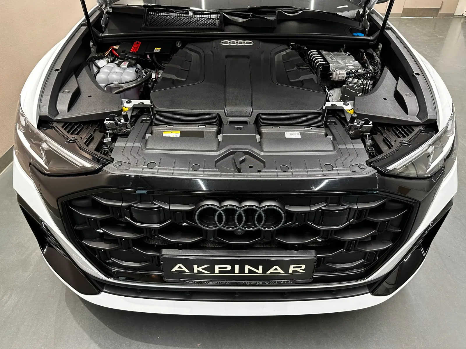 2025 Audi Q8 50 TDI quattro, 8/29