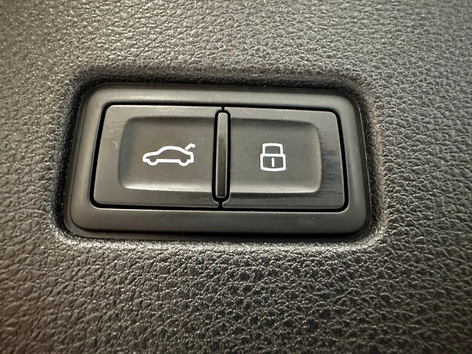 2025 Audi Q8 50 TDI quattro, 20/29