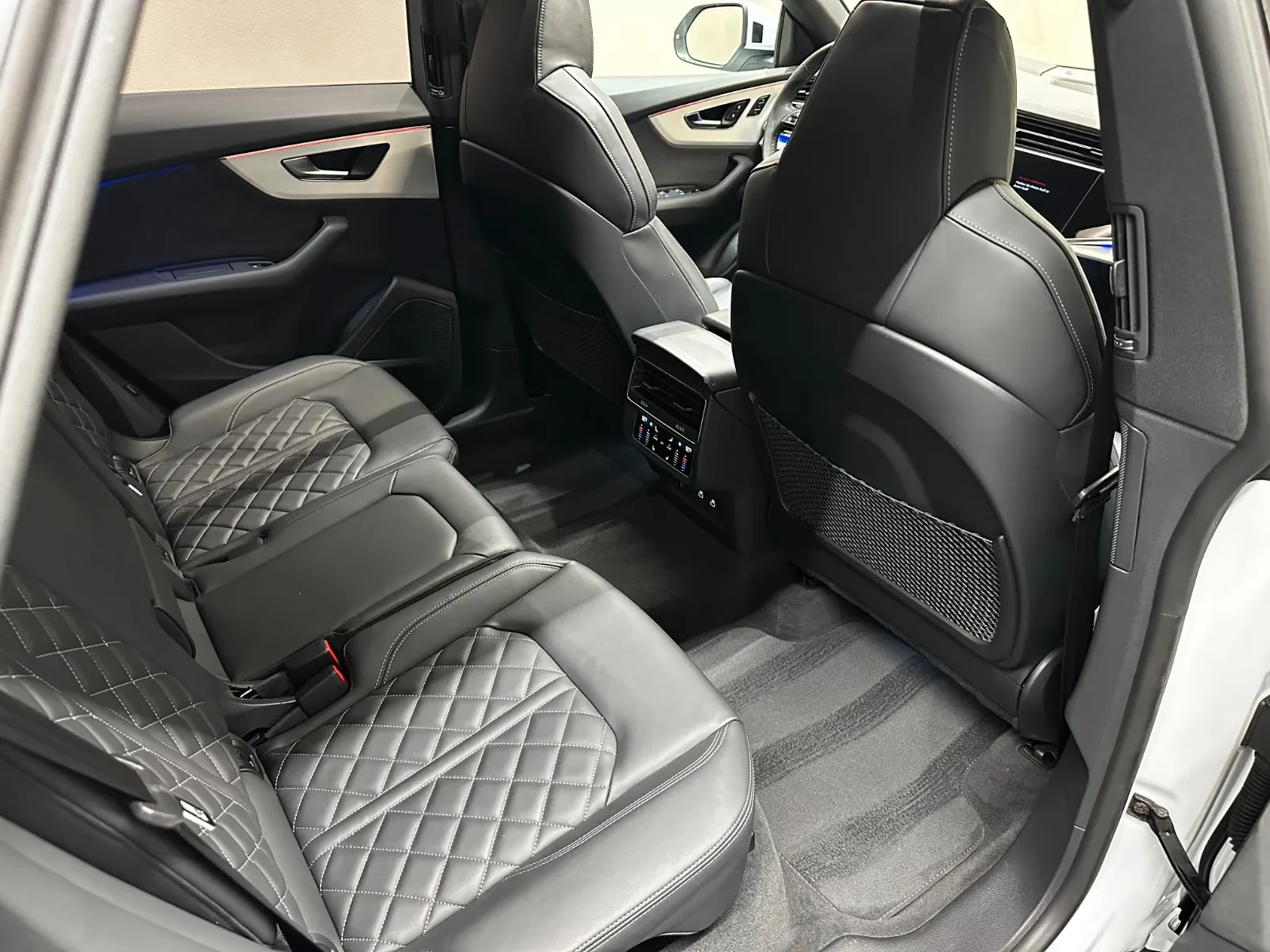 2025 Audi Q8 50 TDI quattro, 21/29