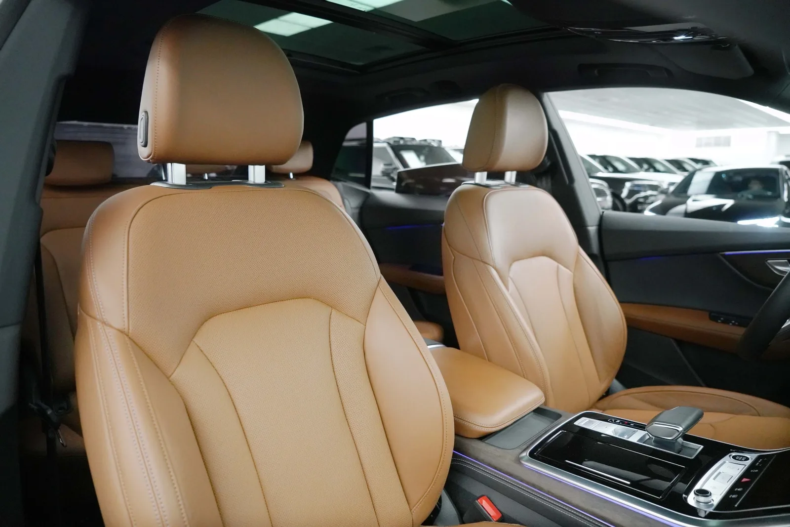 2025 Audi Q8 55 TFSI quattro S line, 14/17