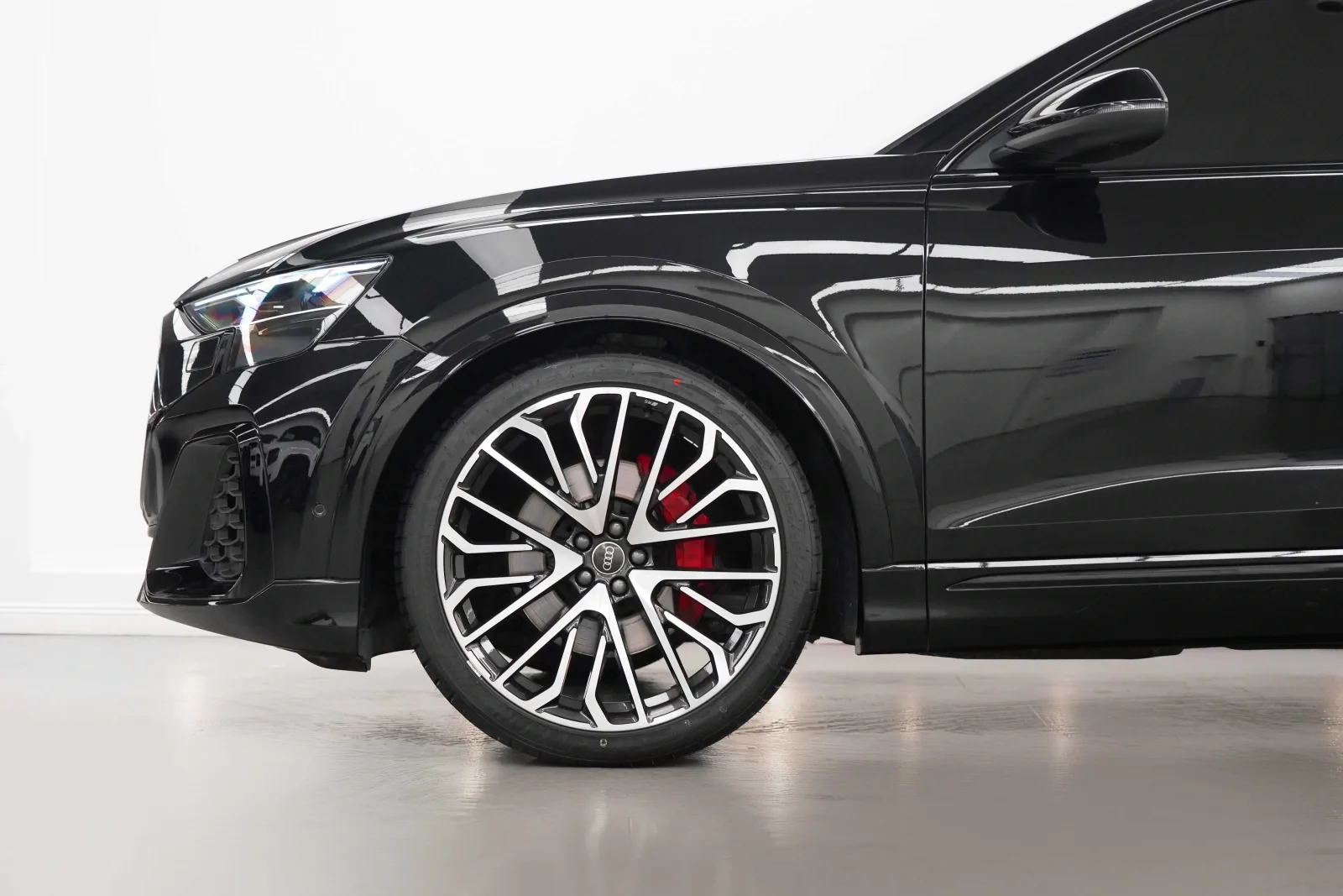 2025 Audi Q8 55 TFSI quattro S line, 6/15