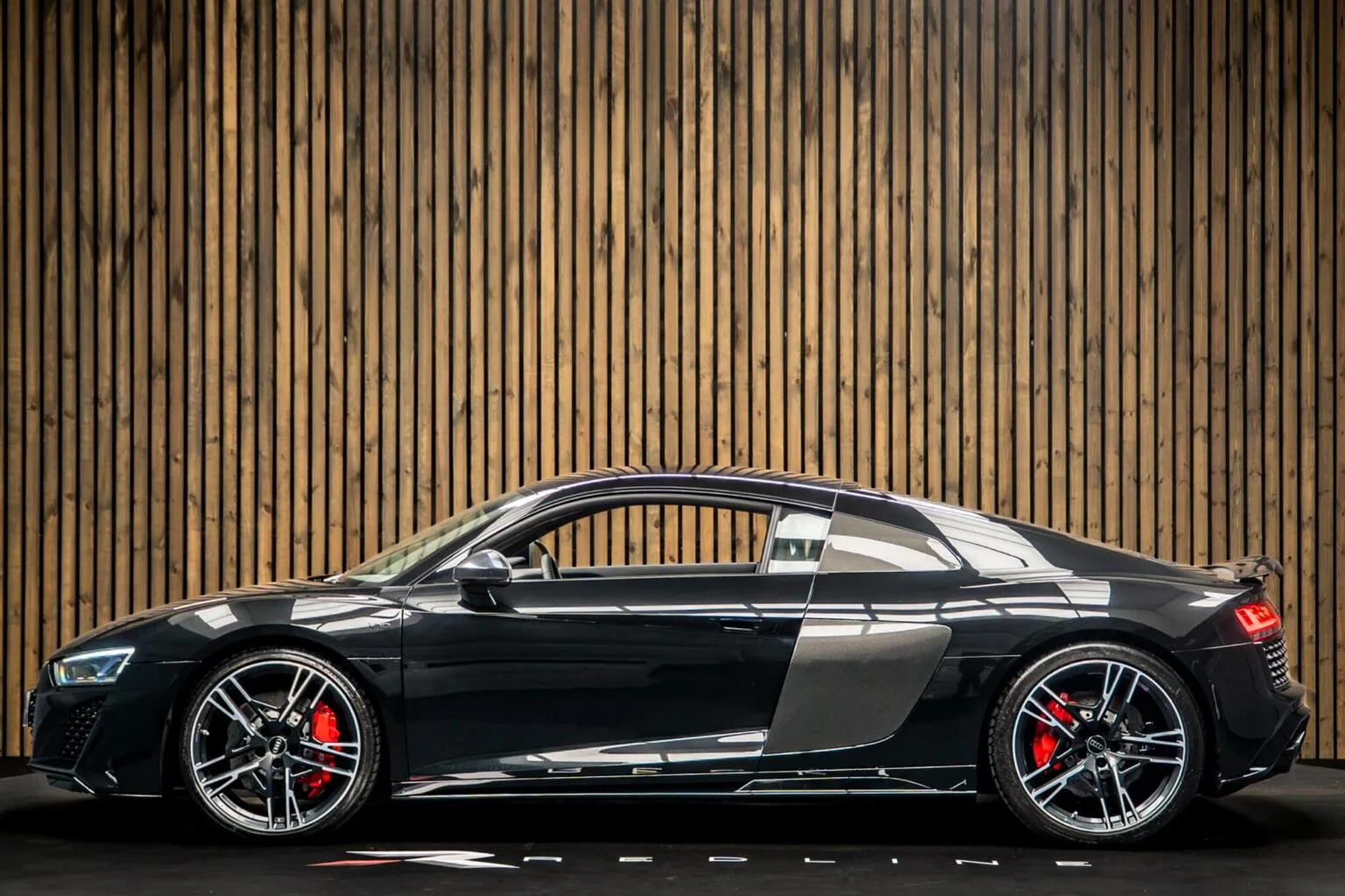 2025 Audi R8 V10 Performance RWD Performance Edition, 7/30