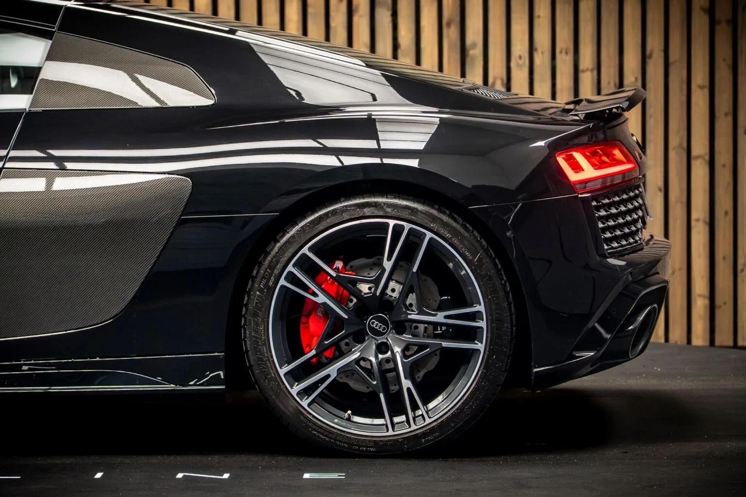 2025 Audi R8 V10 Performance RWD Performance Edition, 16/30