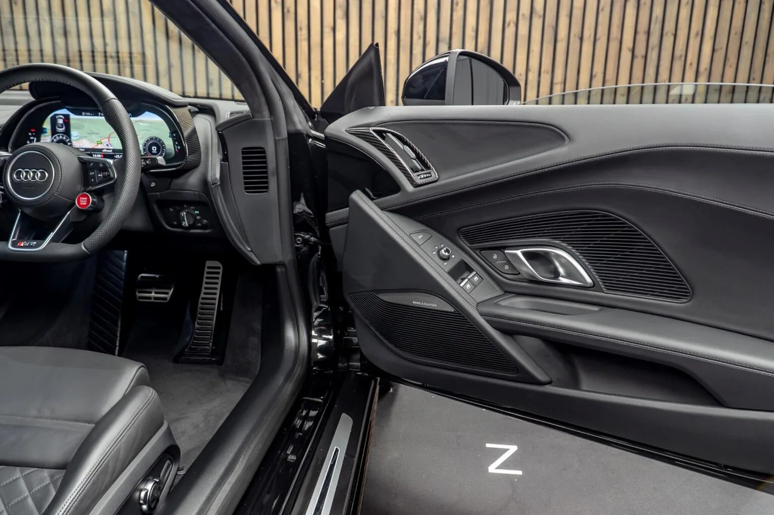 2025 Audi R8 V10 Performance RWD Performance Edition, 26/30