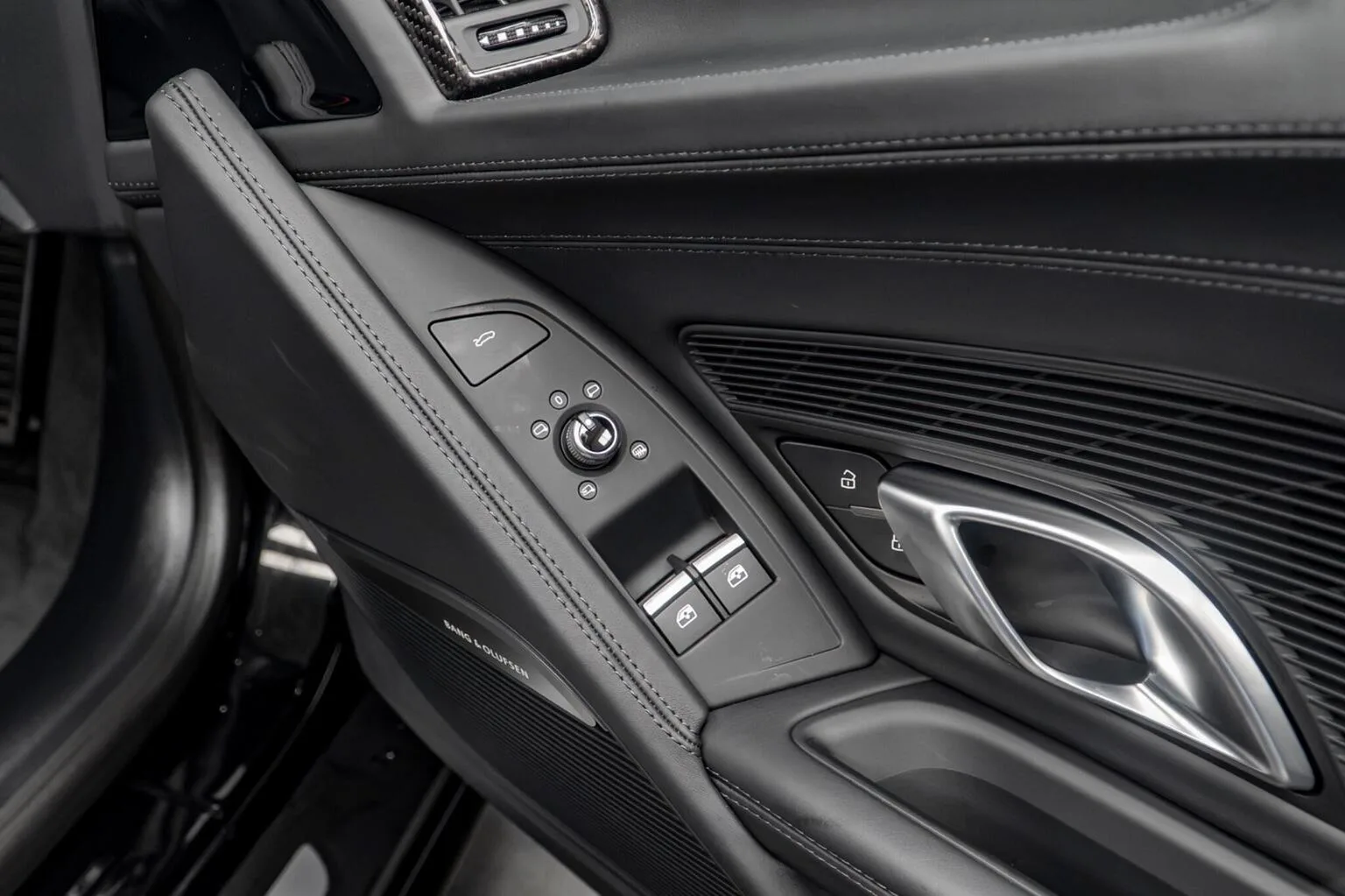 2025 Audi R8 V10 Performance RWD Performance Edition, 27/30