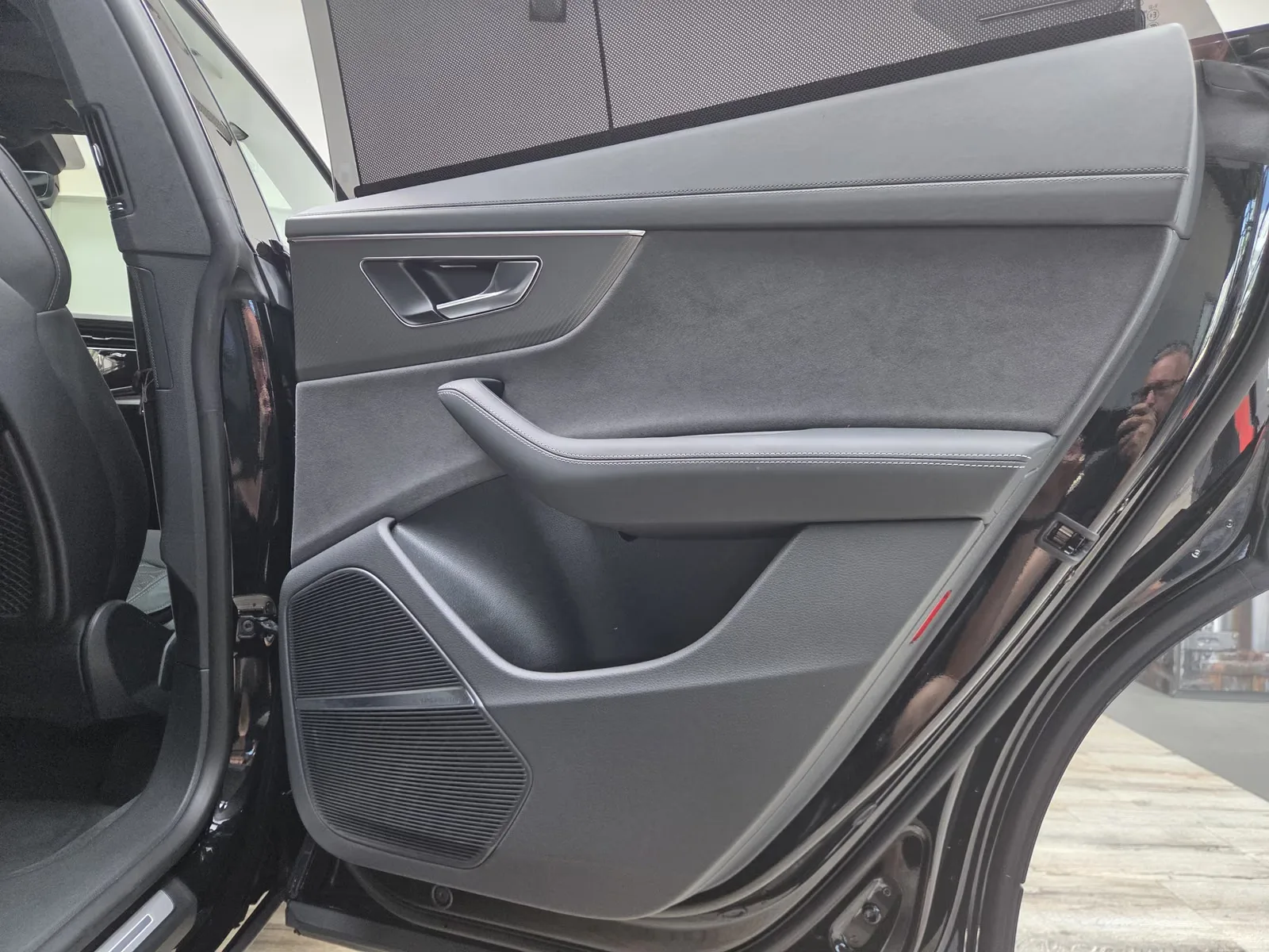 2025 Audi RS Q8, 28/30