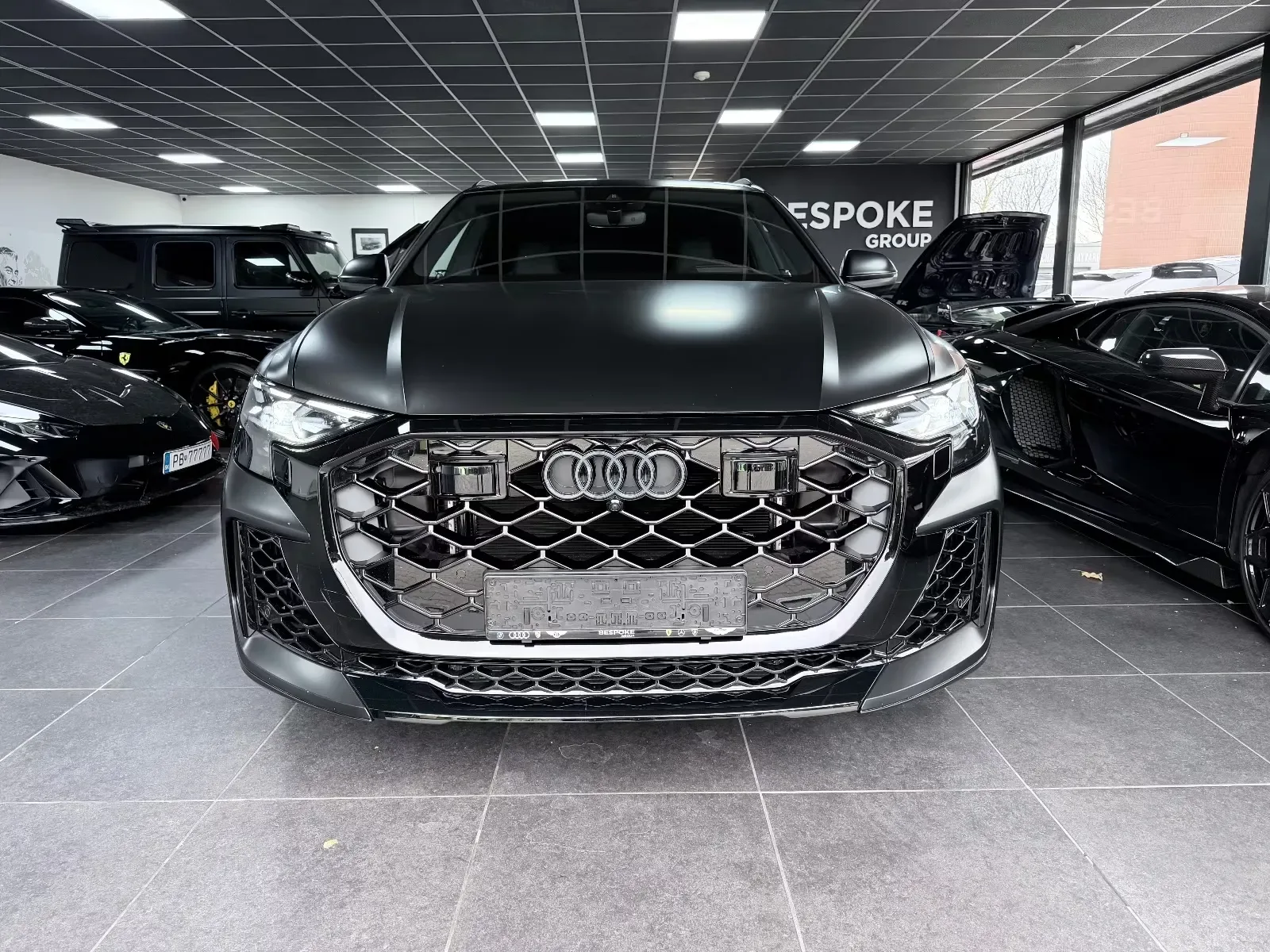 2025 Audi RS Q8 performance, 2/27
