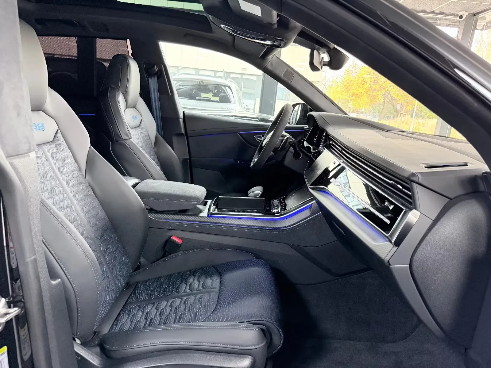 2025 Audi RS Q8 performance, 12/27