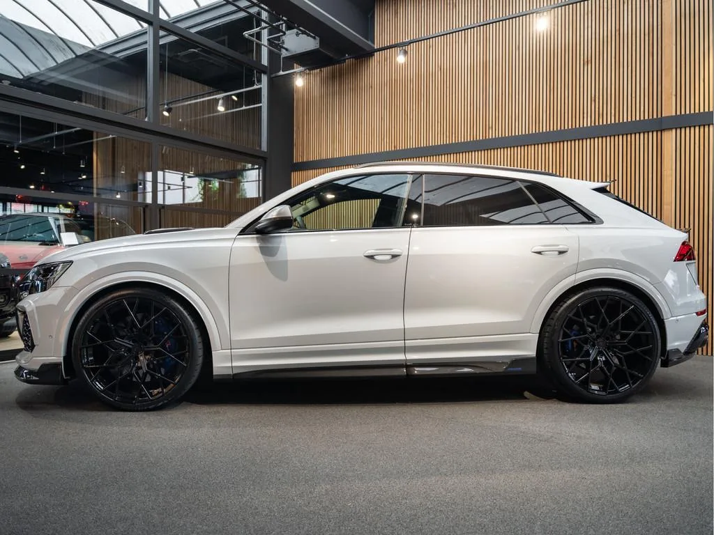 2025 Audi RS Q8 performance Urban Automotive, 3/30