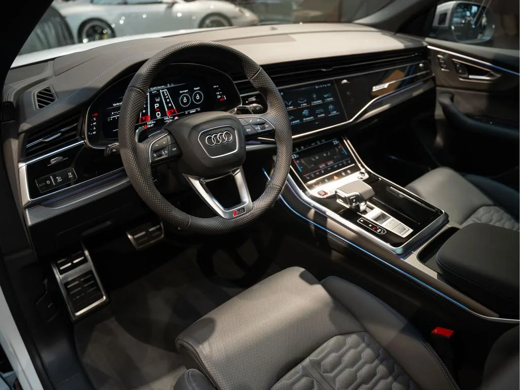 2025 Audi RS Q8 performance Urban Automotive, 7/30