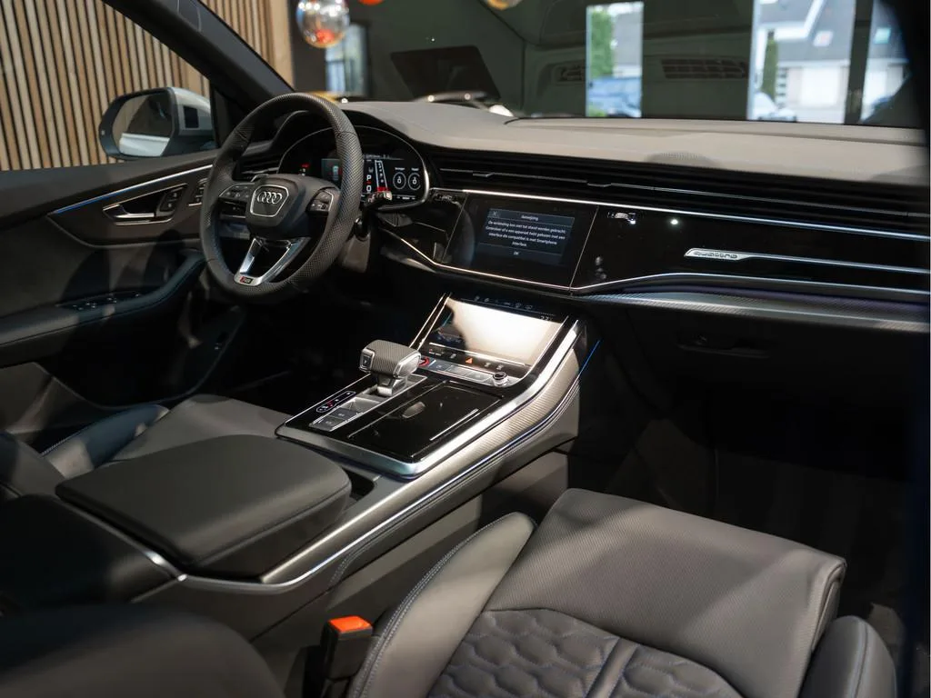 2025 Audi RS Q8 performance Urban Automotive, 8/30