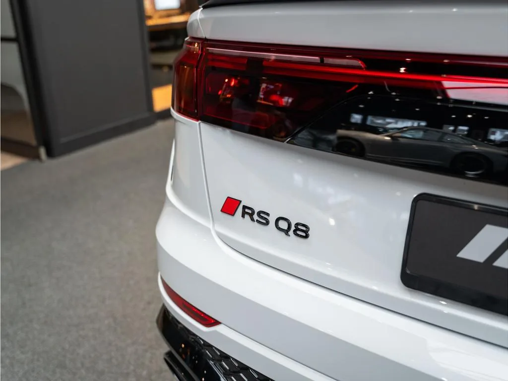 2025 Audi RS Q8 performance Urban Automotive, 24/30