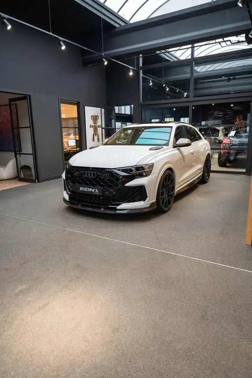 2025 Audi RS Q8 performance Urban Automotive, 27/30