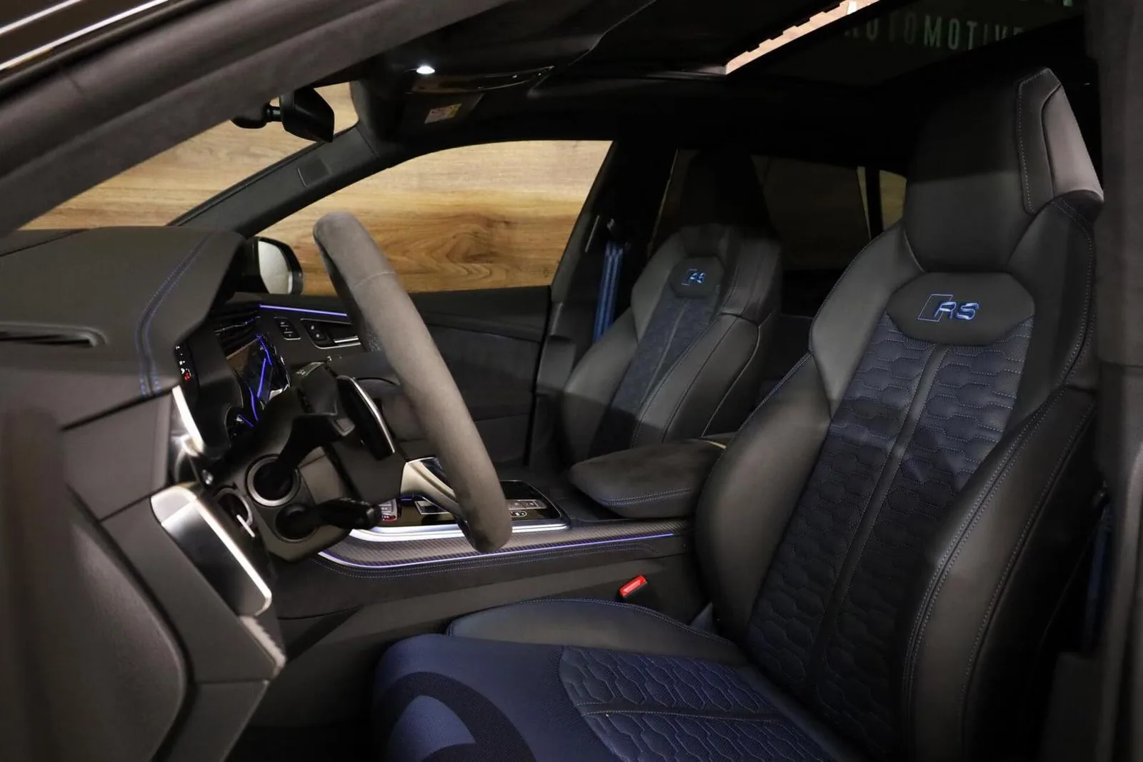 2025 Audi RS Q8 performance, 6/30
