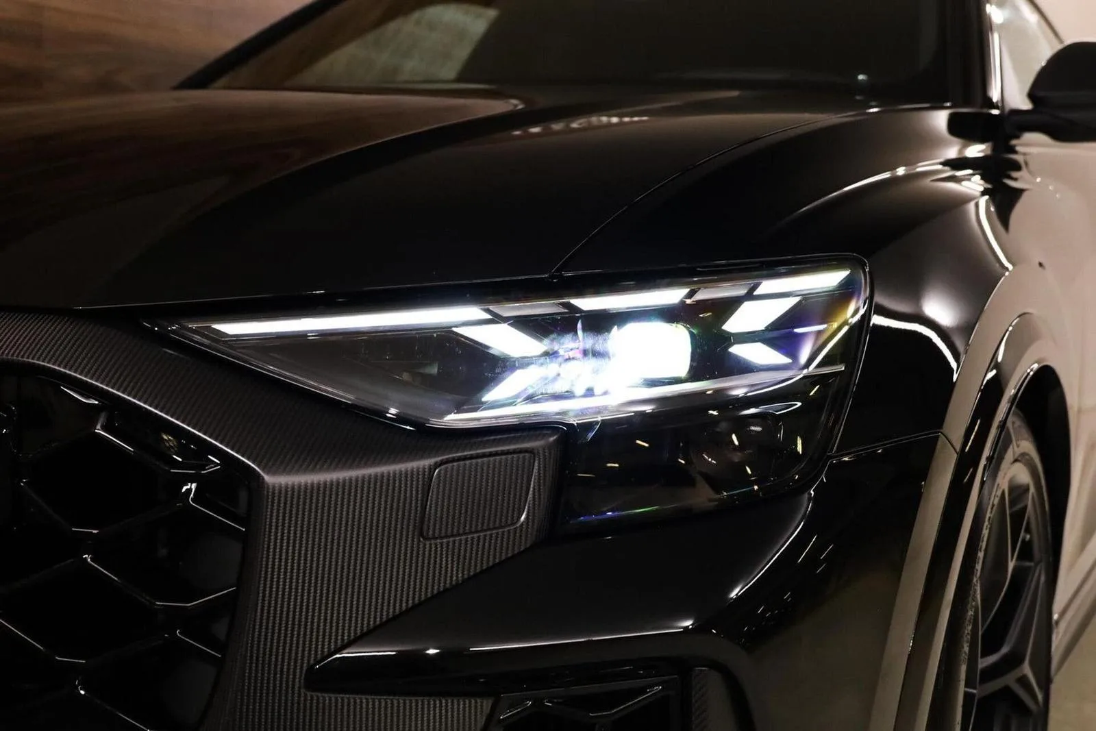 2025 Audi RS Q8 performance, 28/30