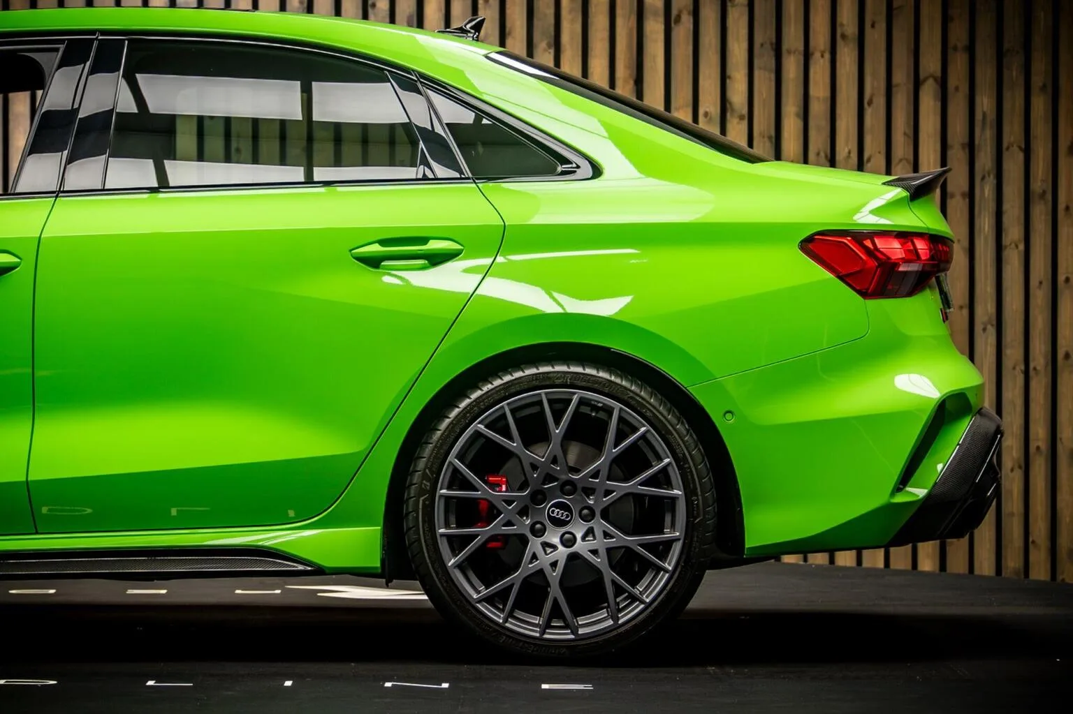2025 Audi RS3 Sedan Carbon Black, 17/30