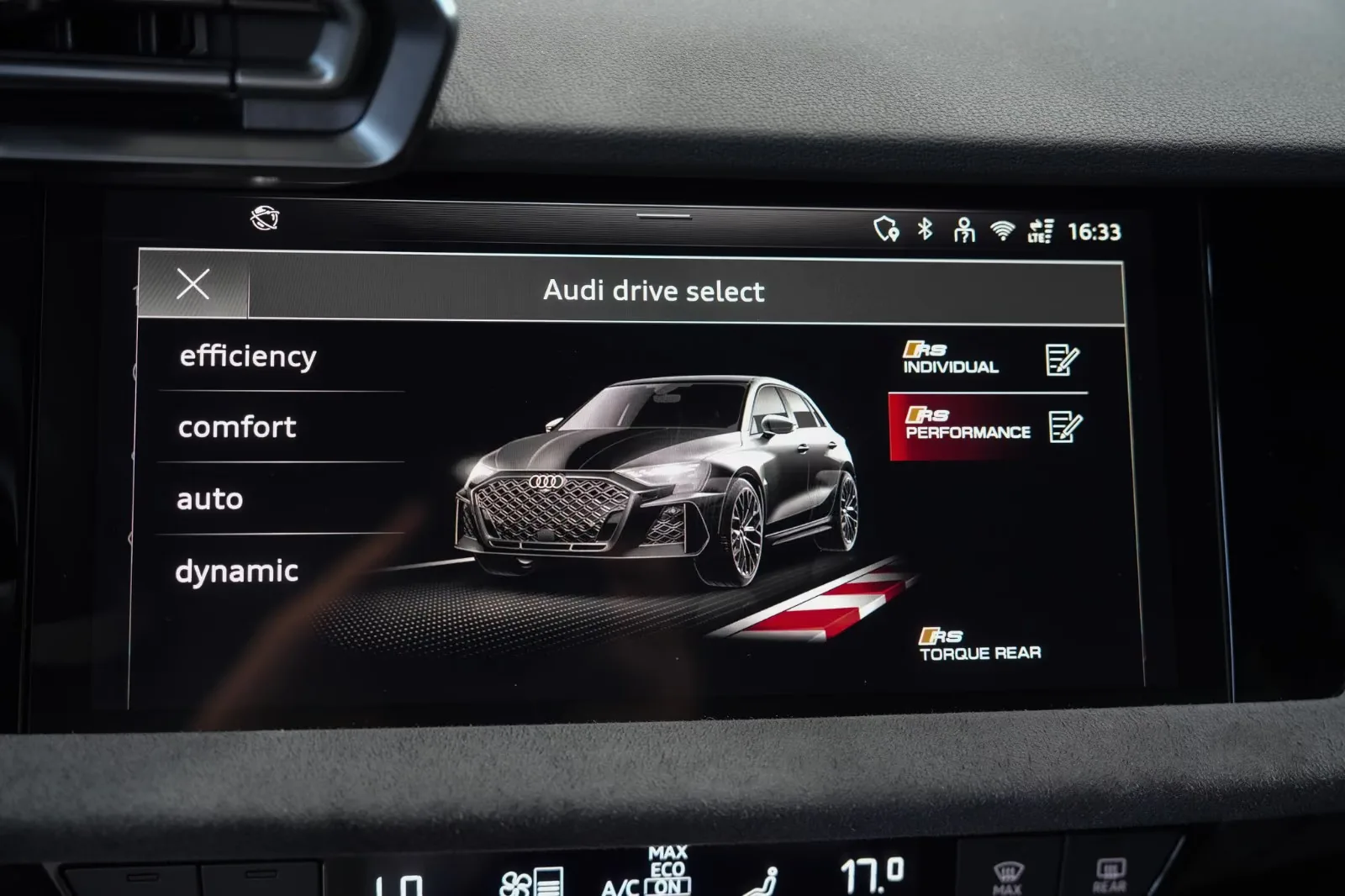 2025 Audi RS3 Sportback, 21/30