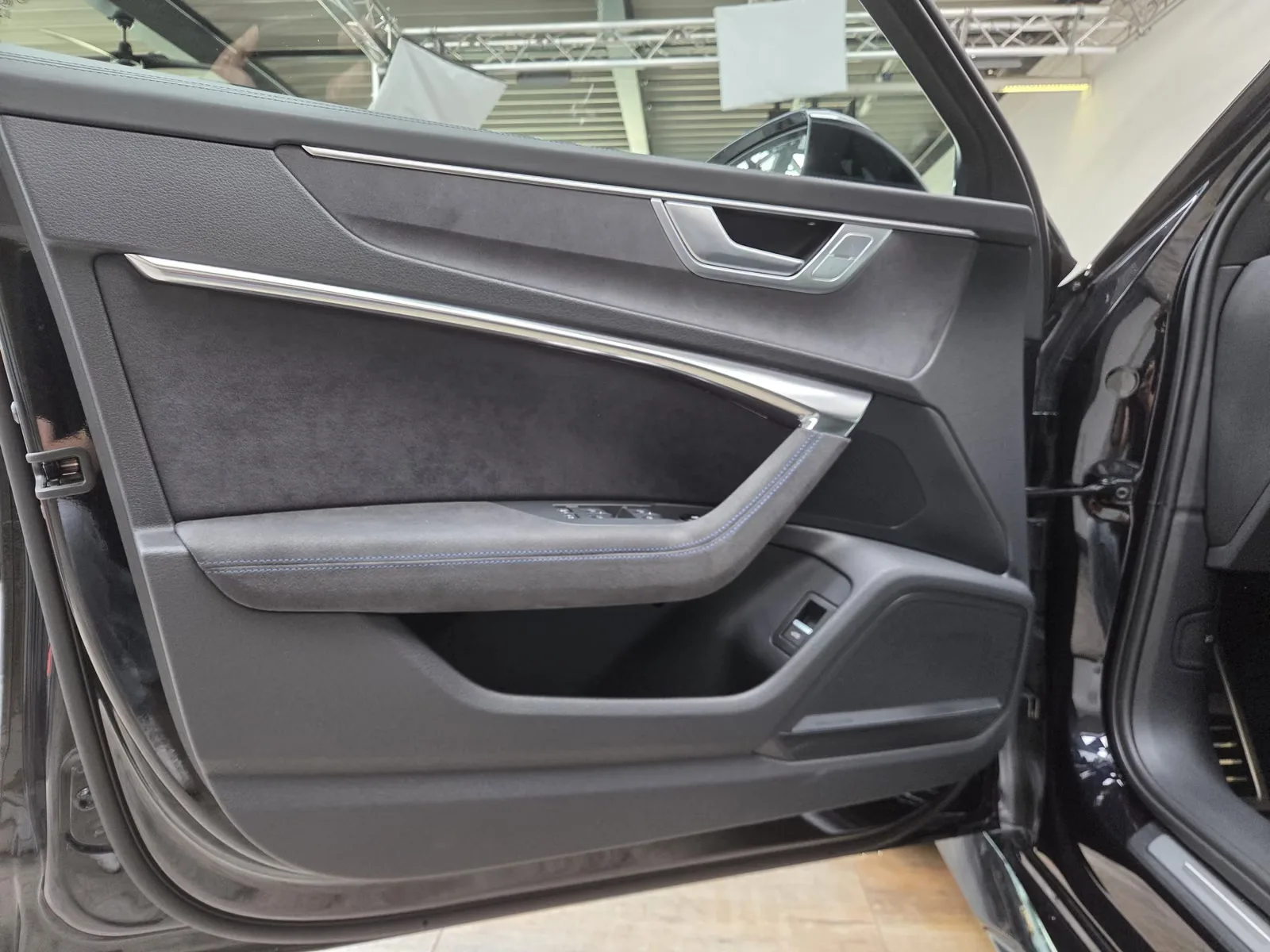 2025 Audi RS6 Avant performance, 16/30