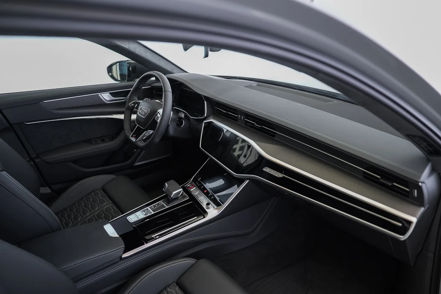 2025 Audi RS6 Avant performance, 13/18