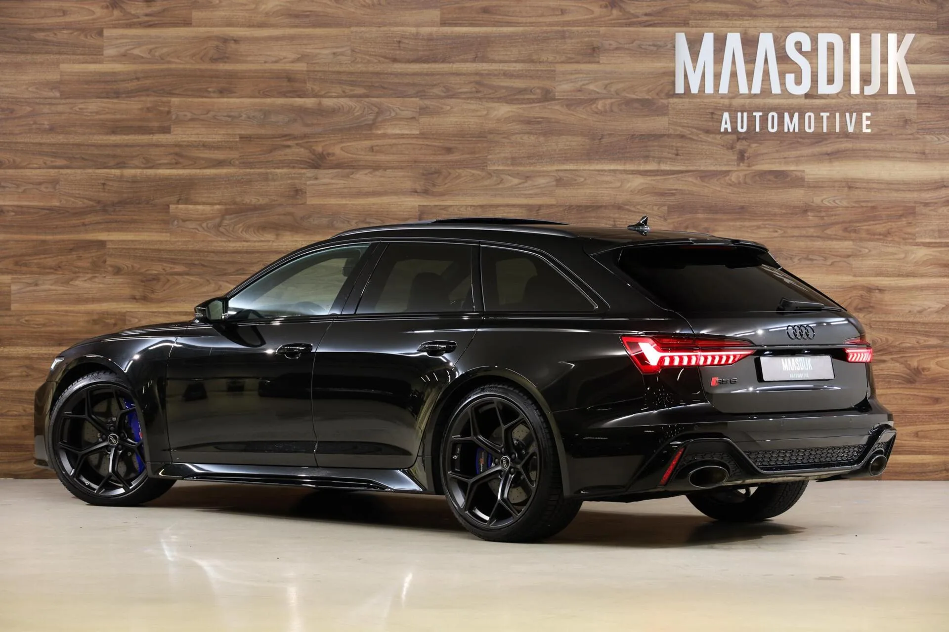 2025 Audi RS6 Avant performance, 11/30
