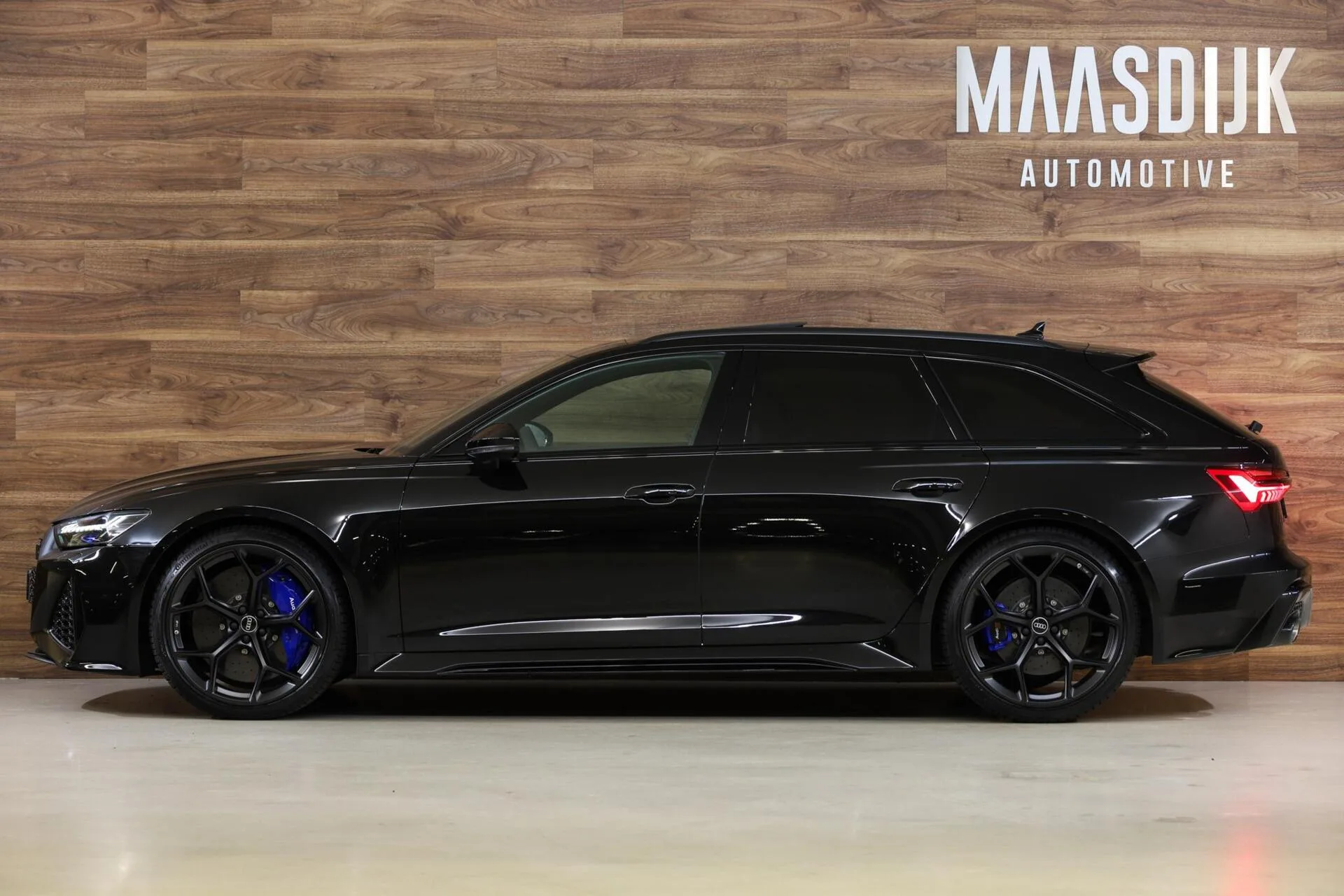 2025 Audi RS6 Avant performance, 12/30
