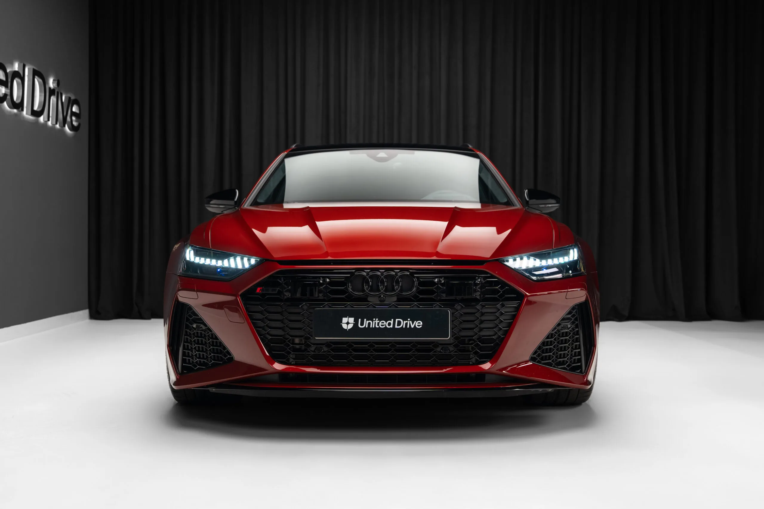 2025 Audi RS6 Avant performance, 2/30