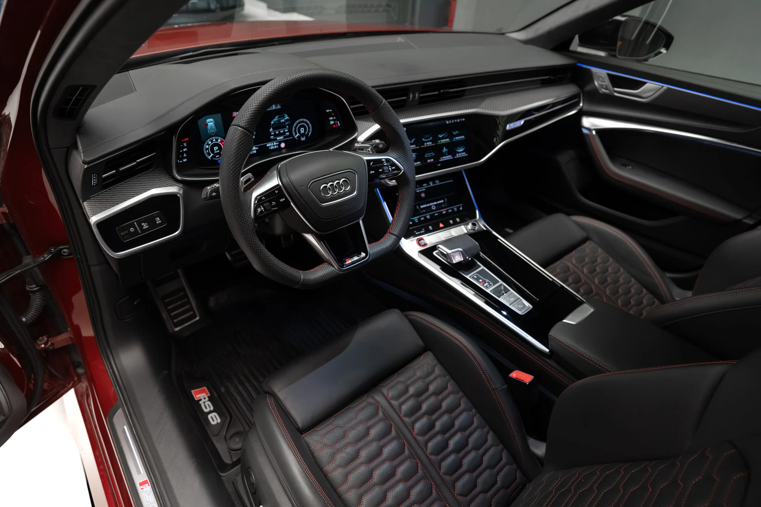 2025 Audi RS6 Avant performance, 16/30