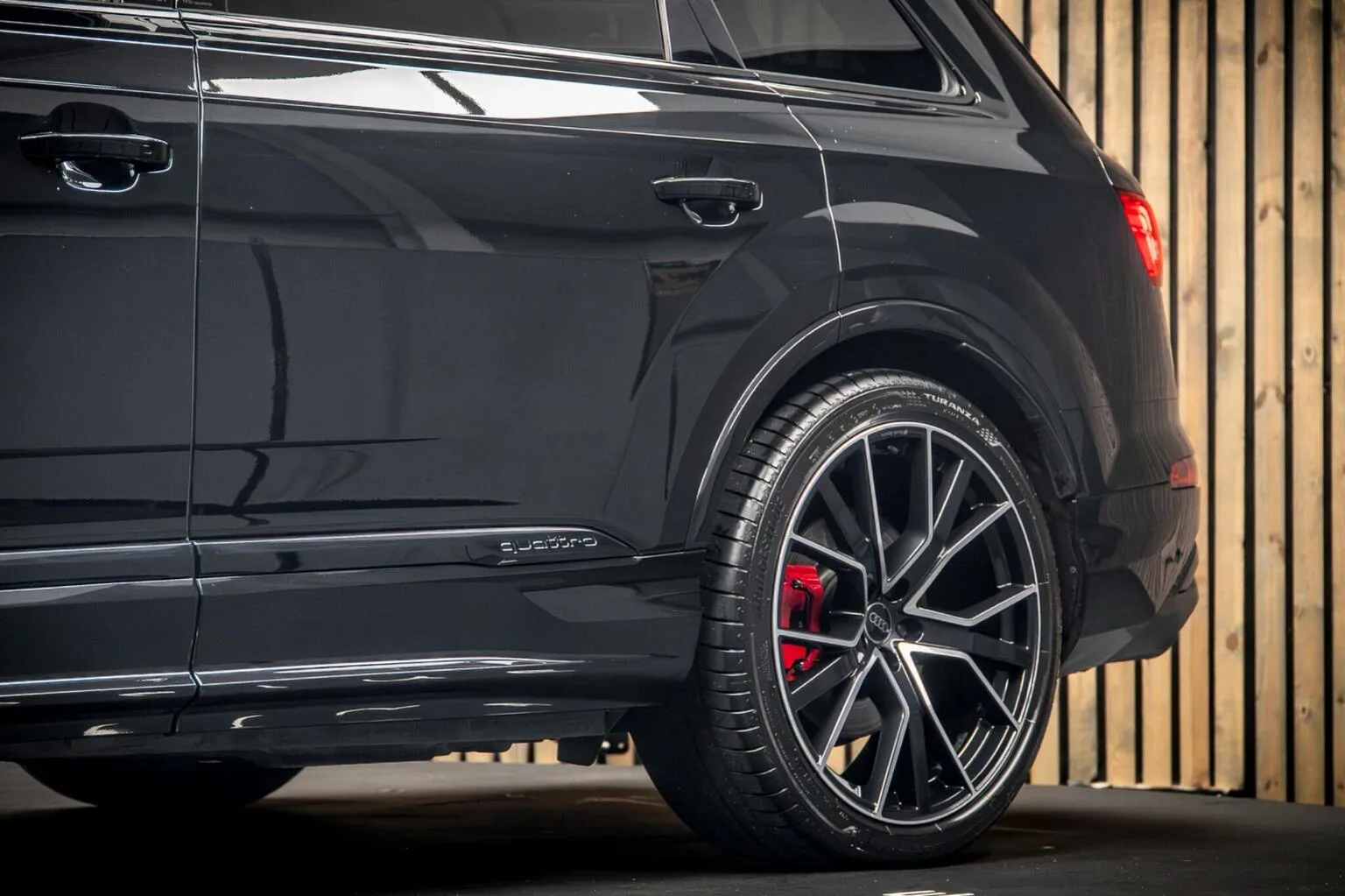 2025 Audi SQ7 Black Edition, 16/30