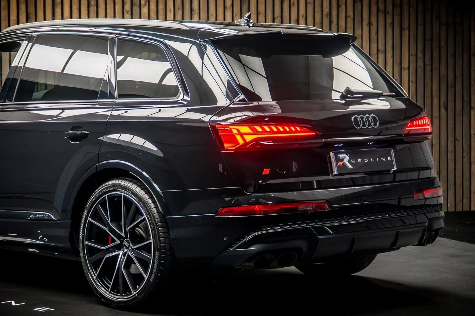 2025 Audi SQ7 Black Edition, 17/30