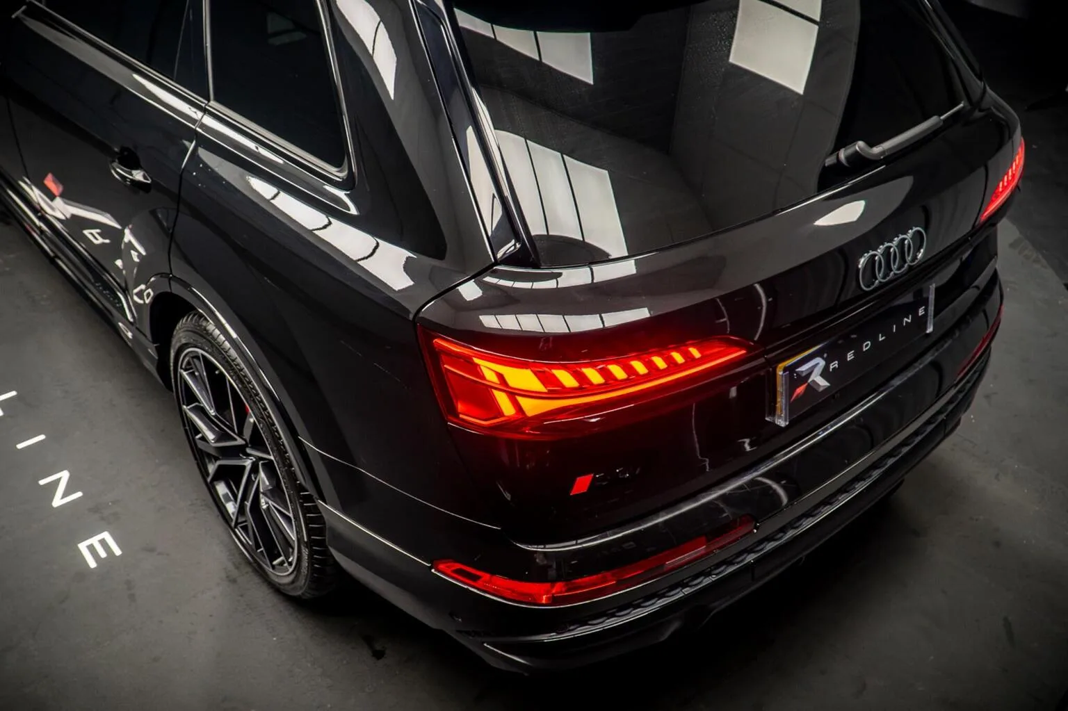 2025 Audi SQ7 Black Edition, 19/30