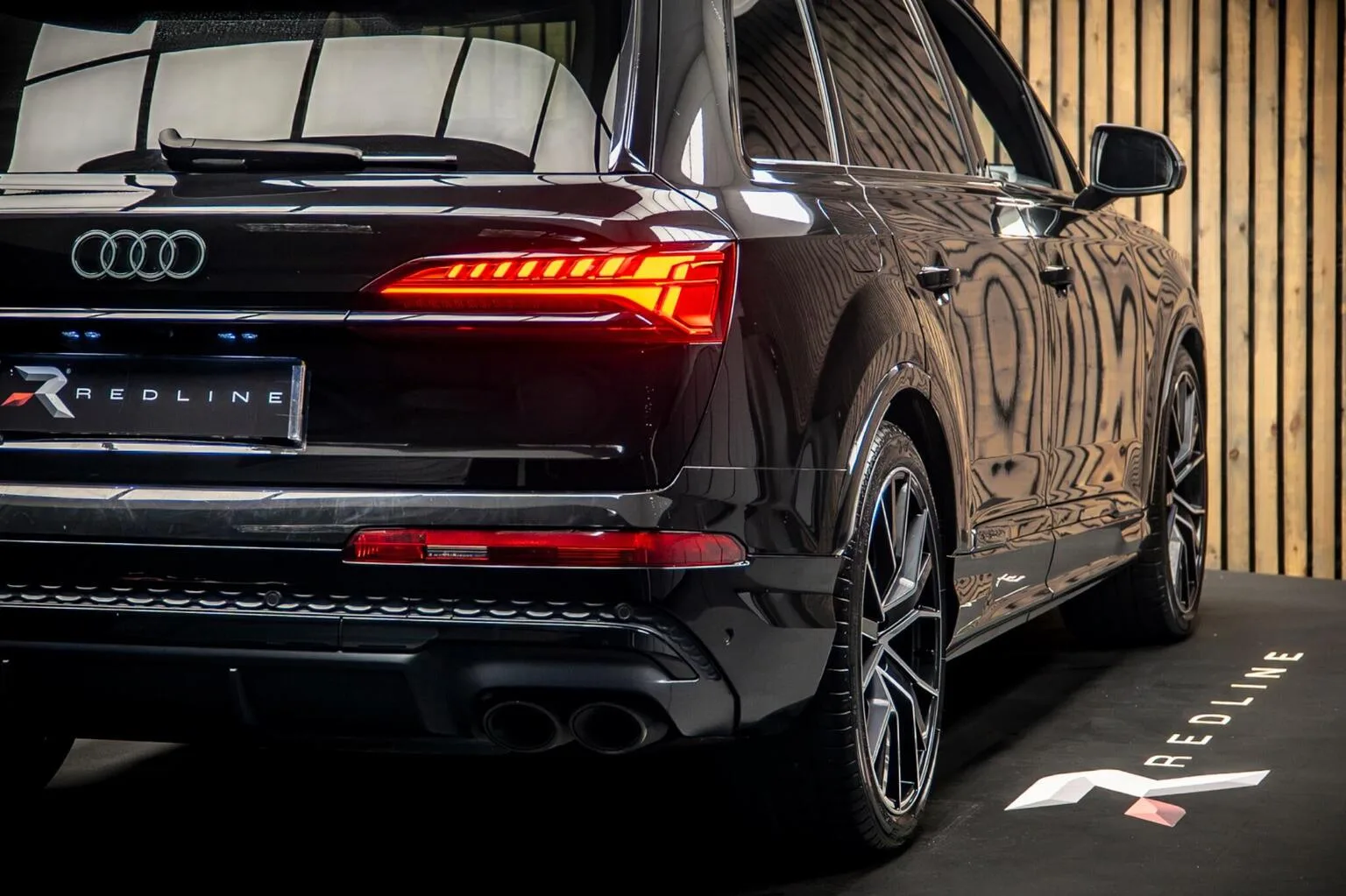 2025 Audi SQ7 Black Edition, 21/30