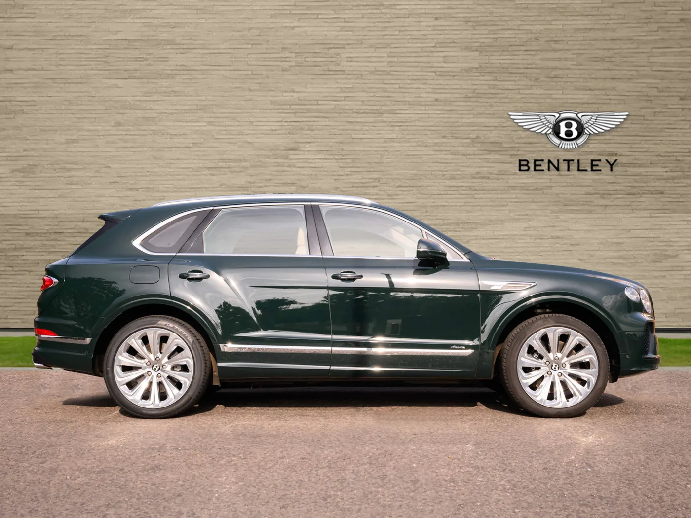 2025 Bentley Bentayga Azure angeboten von einer Vertragshändlergruppe in London, Vereinigtes Königreich, Foto 5 von 25