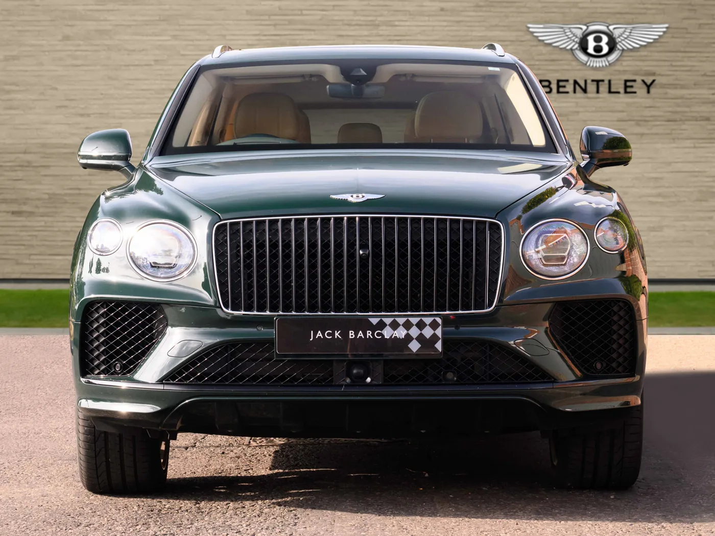 2025 Bentley Bentayga Azure angeboten von einer Vertragshändlergruppe in London, Vereinigtes Königreich, Foto 8 von 25
