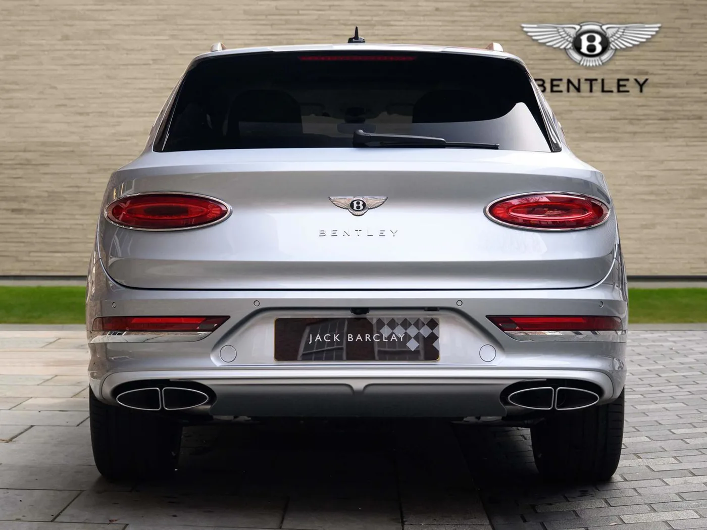 2025 Bentley Bentayga EWB Azure angeboten von einer Vertragshändlergruppe in London, Vereinigtes Königreich, Foto 9 von 25