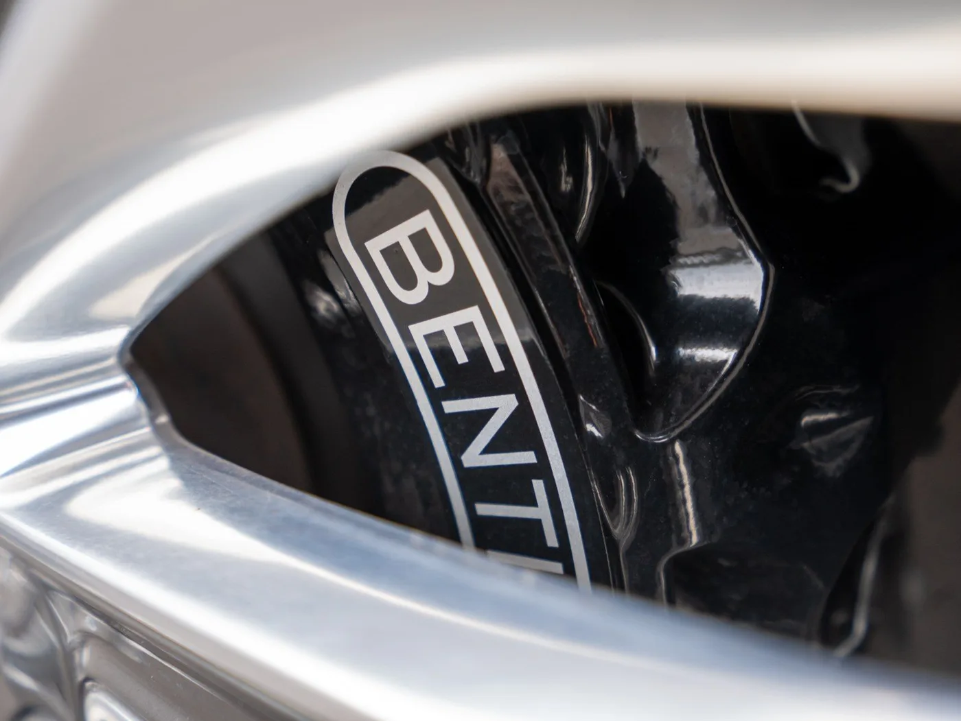 2025 Bentley Bentayga EWB Mulliner angeboten von einem Fachhändler in Singen, Deutschland, Foto 15 von 15