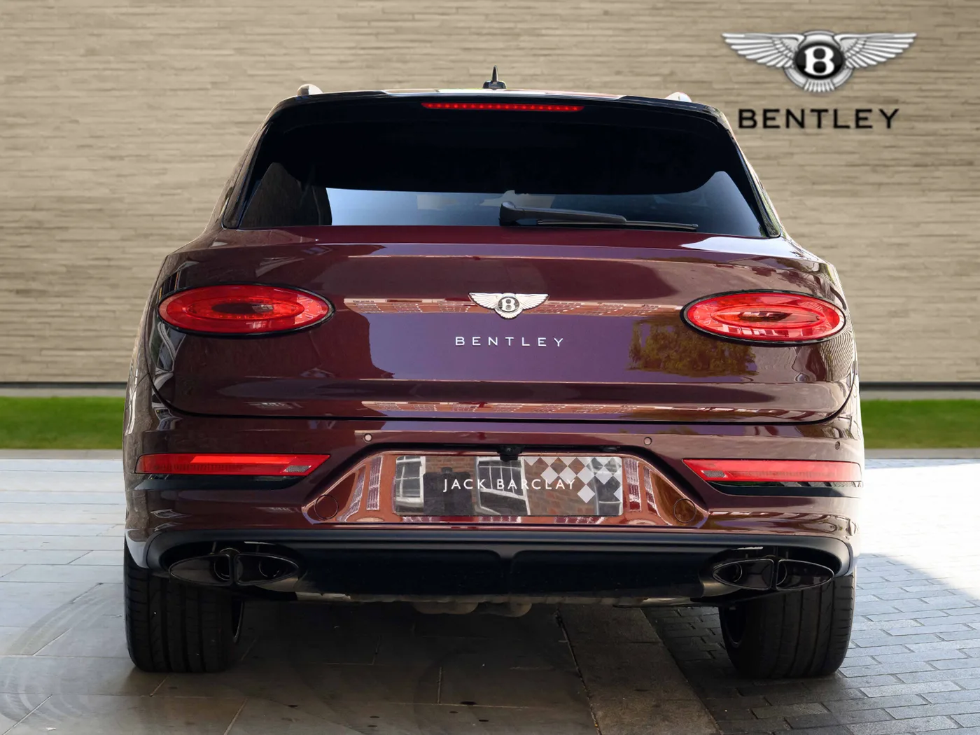 2025 Bentley Bentayga EWB Mulliner angeboten von einer Vertragshändlergruppe in London, Vereinigtes Königreich, Foto 7 von 25