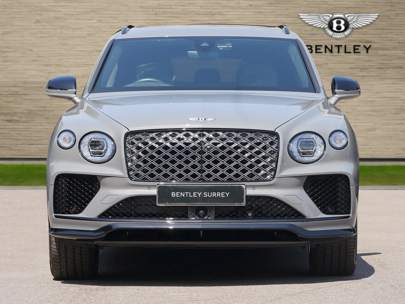 2025 Bentley Bentayga EWB Mulliner angeboten von einer Vertragshändlergruppe in Ripley, Vereinigtes Königreich, Foto 9 von 25