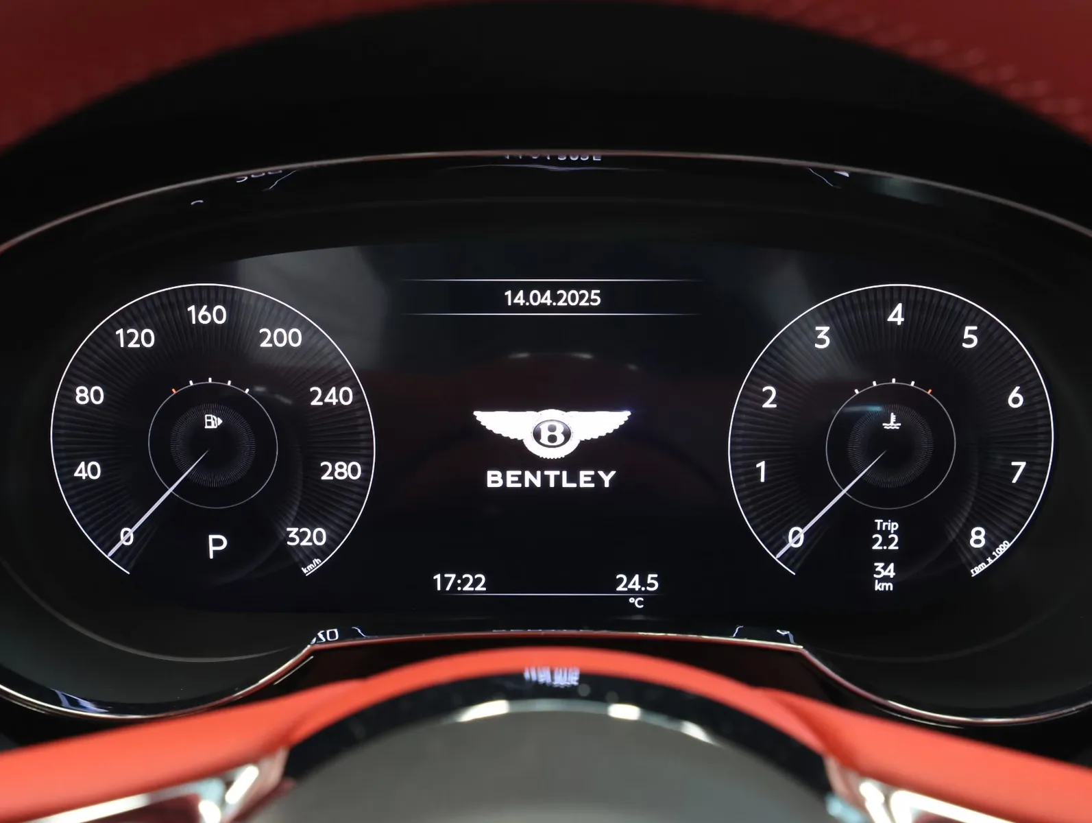 2025 Bentley Bentayga EWB, 7/19